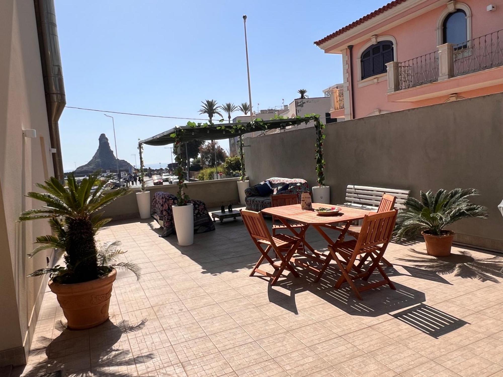 Terrazza Faraglioni Διαμέρισμα Aci Trezza Εξωτερικό φωτογραφία